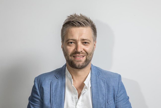 Агрохолдинги купуватимуть землі на підставних осіб, але всі землі не розкуплять. Інтервю з земельним консультантом 01