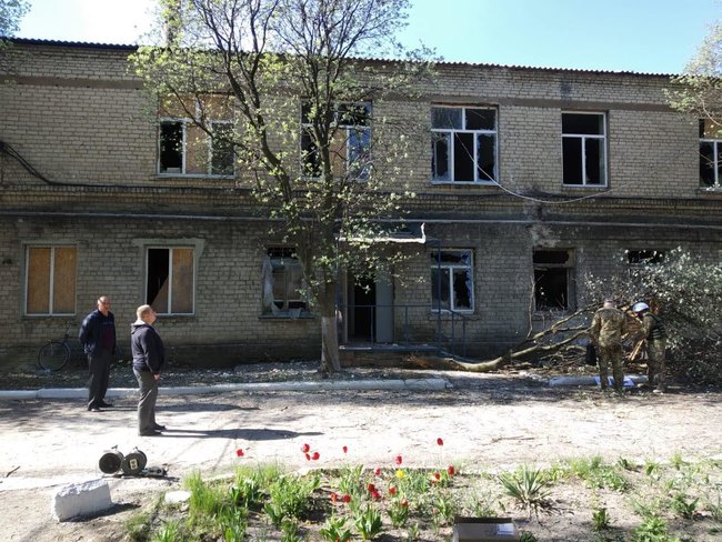 Обстрел наемниками РФ COVID-больницы в Красногоровке: подробности и последствия 01