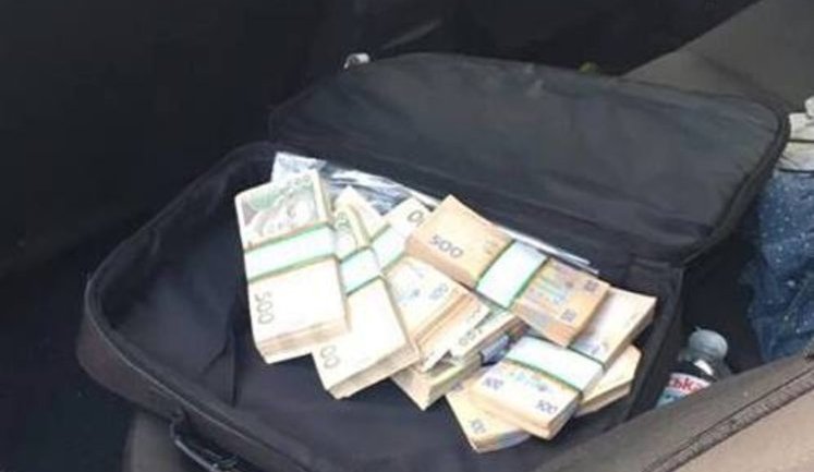 Odesa Agricultural Institute acting director nabbed accepting 500,000 hryvnia in bribe, - prosecutor's office. PHOTOS