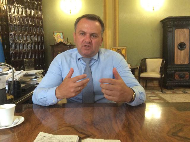 Голова Львівської ОДА Олег Синютка: Саакашвілі загубив паспорт? Російською мовою це називається растєряшка. Але якщо це правда, як тоді його без паспорта поселили у львівський готель? 01 Голова Львівської ОДА Олег Синютка: Саакашвілі загубив паспорт? Російською мовою це називається растєряшка. Але якщо це правда, як тоді його без паспорта поселили у львівський готель? 01
