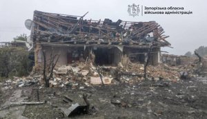 Пять человек, в том числе ребенок, пострадали в результате удара РФ по селу на Запорожье. ФОТО