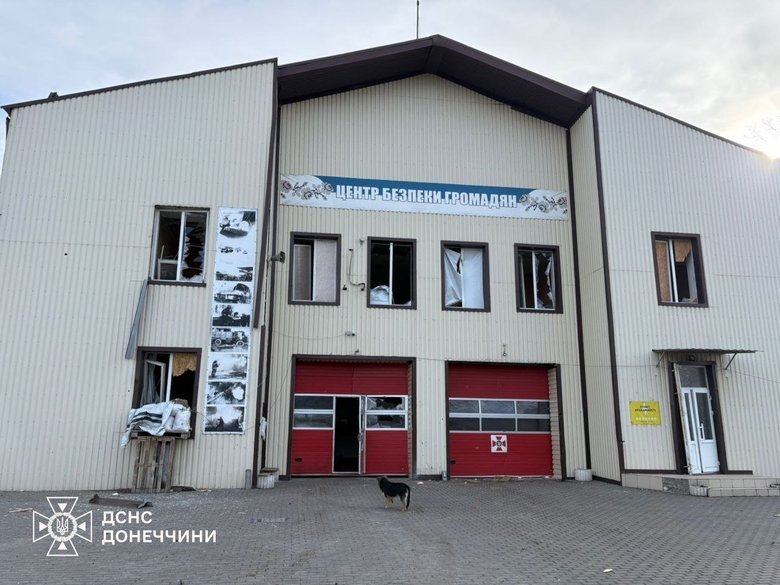 Повреждена пожарная часть в Донецкой области