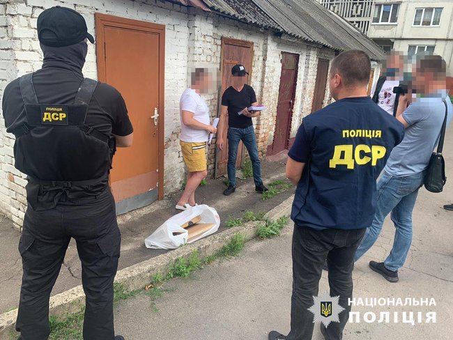 Прокурора, пытавшегося заработать на крышевании ГБР, суд арестовал с альтернативой залога в 63 тыс. грн, - Нацполиция 02
