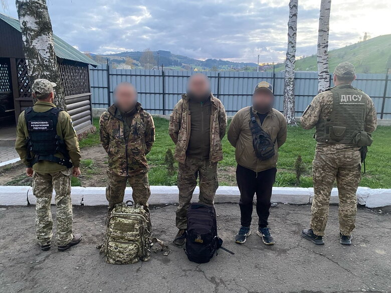 Трьох черкащан затримано на Буковині за спробу незаконного перетину кордону