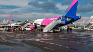 Wizz Air в августе отменит часть рейсов из Киева по 17 маршрутам