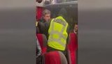 "Красава! Виводьте цих лосів тупорилих!", - поліція висадила двох невакцинованих пасажирів з автобуса "Одеса-Київ". ВIДЕО