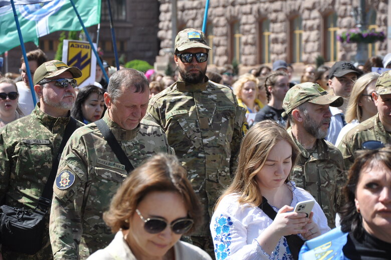 Anniversary of order to withdraw from Azovstal: march We are waiting for home of heroes of Mariupol took place in center of Kyiv 46