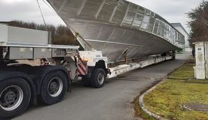 Во Франции украинские пограничники приняли корпус первого катера для Морской охраны. ВИДЕО+ФОТОрепортаж
