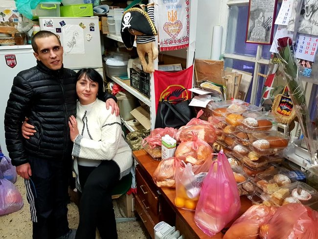 Хлопці раділи, як діти! - волонтери влаштували в Одеському військовому госпіталі свято для поранених бійців ЗСУ 13