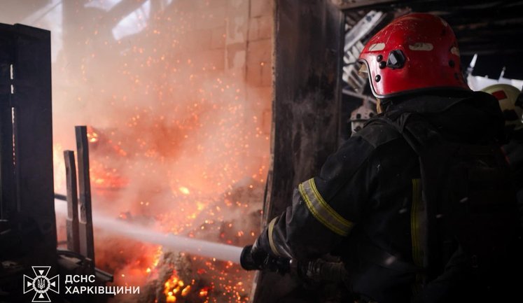 Одна людина загинула і дві постраждали внаслідок ударів РФ по Харківщині. ВІДЕО+ФОТОрепортаж
