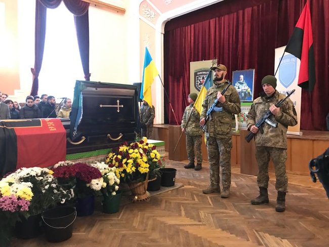 Ивано-Франковск простился с капелланом-парамедиком Госпитальеров Сергеем Морозом 02