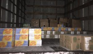 Держприкордонслужба затримала вантажівку з півтонною сиру біля кордону з Росією. ФОТОрепортаж