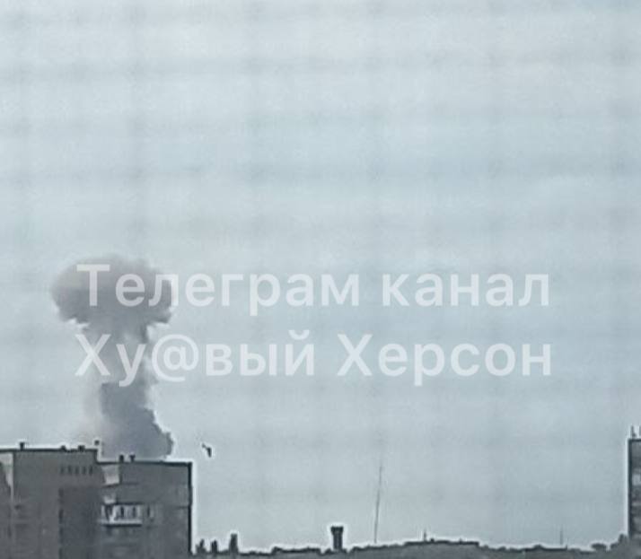 В оккупированном Херсоне прогремел мощный взрыв 03
