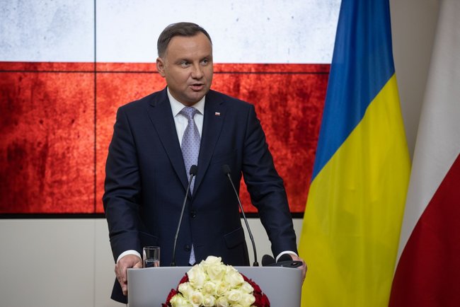 Ukrainian, Polish presidents meet in Brussels 06