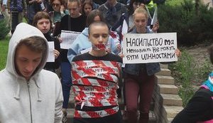 "Хотим и ходим": В центре Киева прошла акция в защиту мирных собраний. ВИДЕО+ФОТОрепортаж