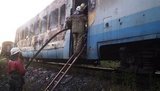 На Донецкой железной дороге загорелся пассажирский поезд. ФОТО