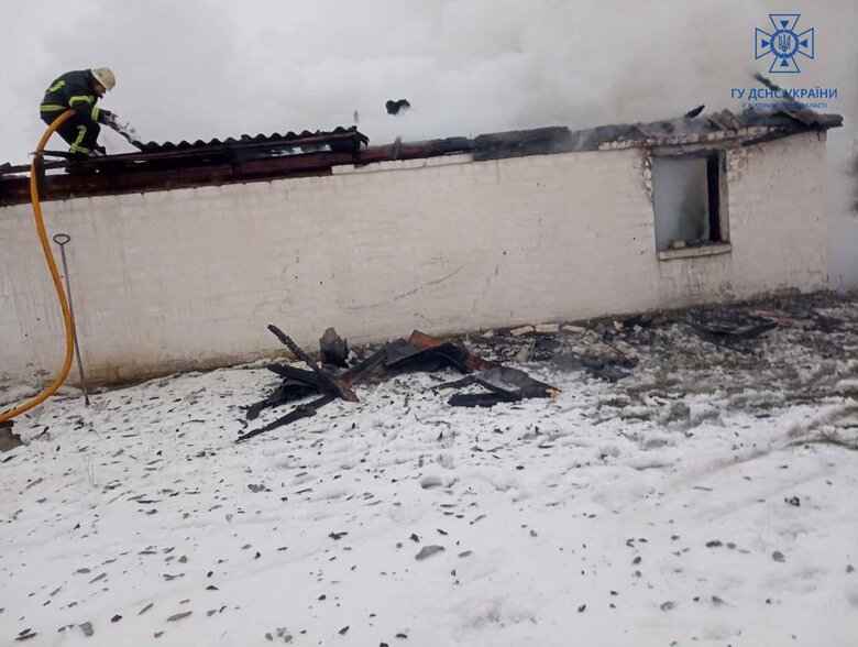 На Житомирщині під час пожежі загинули троє дітей, - ДСНС 02