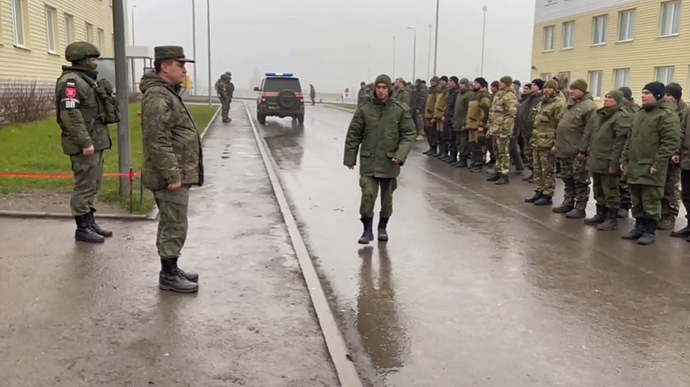 Russian army has started demonstrative arrests of mobilized people who refuse to go to war 02