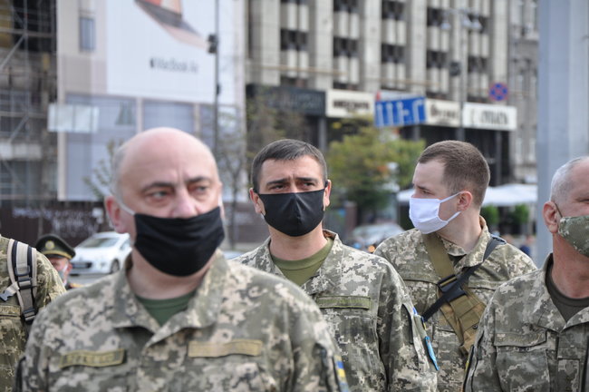 С погибшим Героем Украины Тарасом Матвиивым простились на Майдане Незалежности в Киеве 67