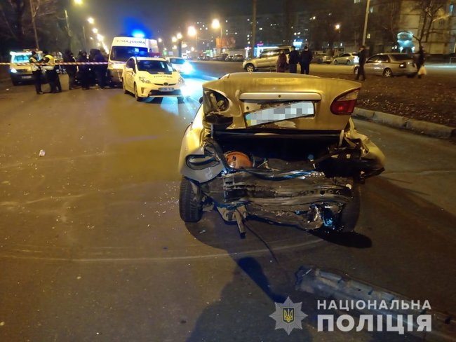Пьяный водитель иномарки спровоцировал ДТП и устроил драку с патрульными в Харькове, - Нацполиция 04
