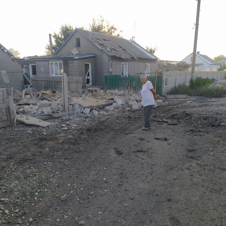 Окупанти з танків обстріляли Авдіївку, під ворожим вогнем опинилися 9 громад Донецької області 04