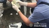 Підполковника ДФС затримано в Рівному з 4 тис. доларів хабара. ФОТОрепортаж
