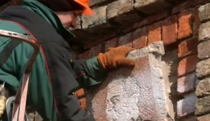 Портрети Леніна і Сталіна зняли з водонапірної вежі у Новгороді-Сіверському. ВIДЕО
