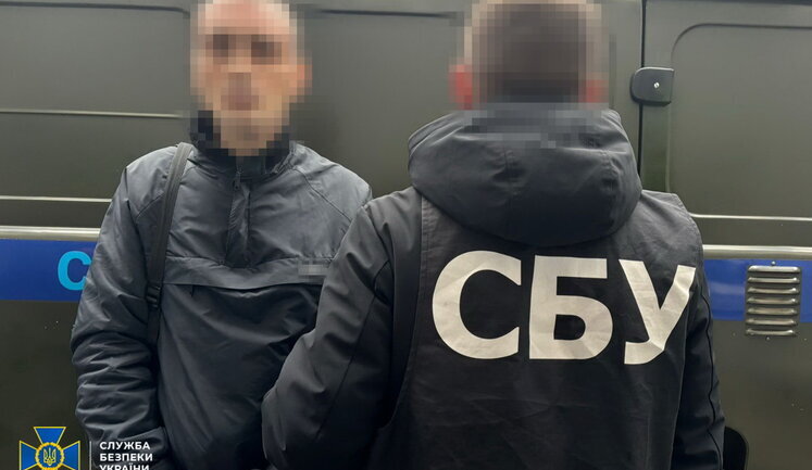 He set fire to "traitor’s" apartment under orders of fake SSU agents: 20-year-old detained in Kyiv