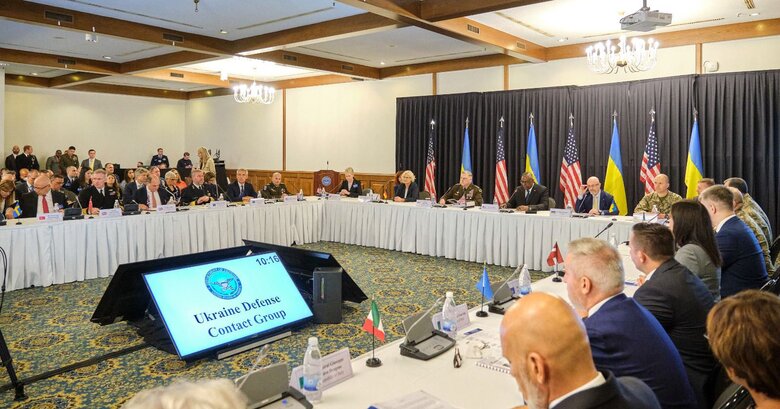 Міністр оборони Естонії Ханно Певкур: Естонія передала ЗСУ протитанкові гранатомети, 120-мм міномети та 90-мм протитанкові гармати. Озброєння вже в Україні, там, де воно потрібне 02