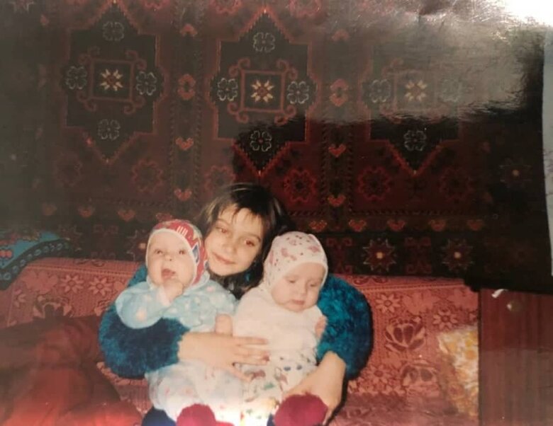 Разом народилися, разом поховали: на Чернігівщині рашисти розстріляли 17-річних братів-близнюків та їхнього друга 08