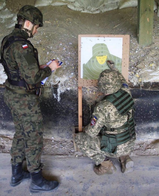 Военнослужащие Украины, Литвы и Польши провели совместные стрельбы 05