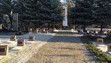 Кернеса похоронят напротив Кушнарева, которого подозревали в сепаратизме и убили на охоте. ФОТО