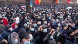 Акція протесту відбулась у Кишиневі: ухвалено резолюцію про відставку уряду і скасування законів, що урізають повноваження Санду