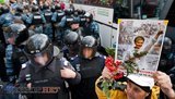 Приговор Тимошенко: беркутовцы заблокировали суд. ФОТОрепортаж
