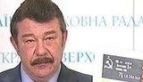 Кузьмук показал какой флаг вешать на День Победы: Это реальный флаг. Не шарахайтесь красного, как стая волков. ВИДЕО.
