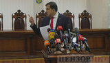 Прокуратура просить для Саакашвілі цілодобовий домашній арешт із зобов