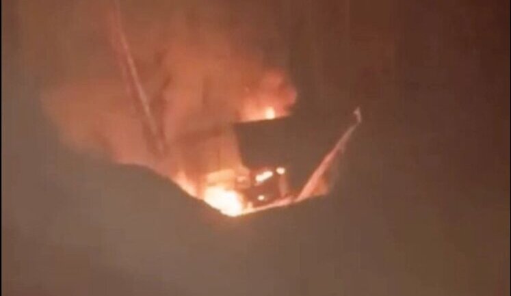 In Tver, Russia, unknown persons burned down command post and radar of S-300 air defence system, which was on combat duty. VIDEO