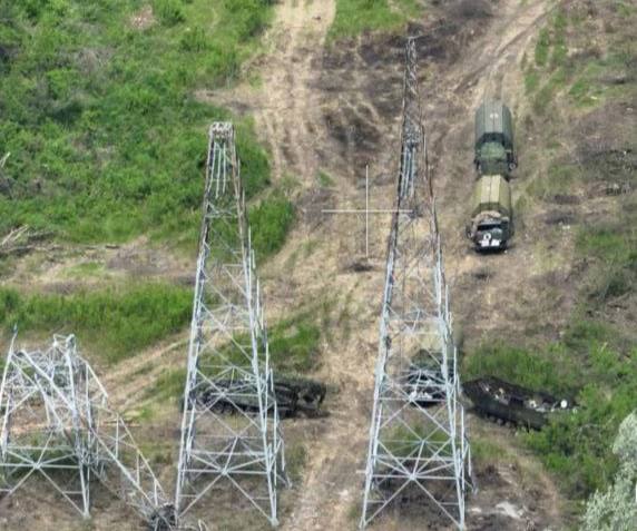 Знищена техніка російських окупантів поблизу Білогорівки 03