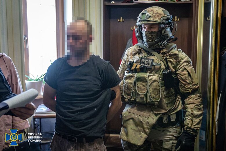 Поліція та СБУ заблокували діяльність псевдорелігійної секти АллатРа, до якої належали Баканов та Верещук 03 Поліція та СБУ заблокували діяльність псевдорелігійної секти АллатРа, до якої належали Баканов та Верещук 03