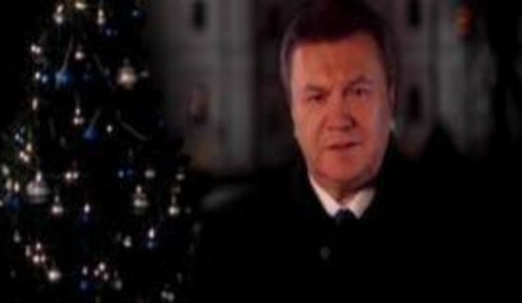 Запись новогоднего поздравления Януковича: Сочувствую тому, кто писал этот текст. Где этот драматург ? ВИДЕО.