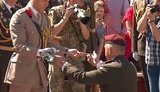 Почесний меч королеви Великої Британії вручили Герою України генерал-майору Андрію Ковальчуку. ВIДЕО