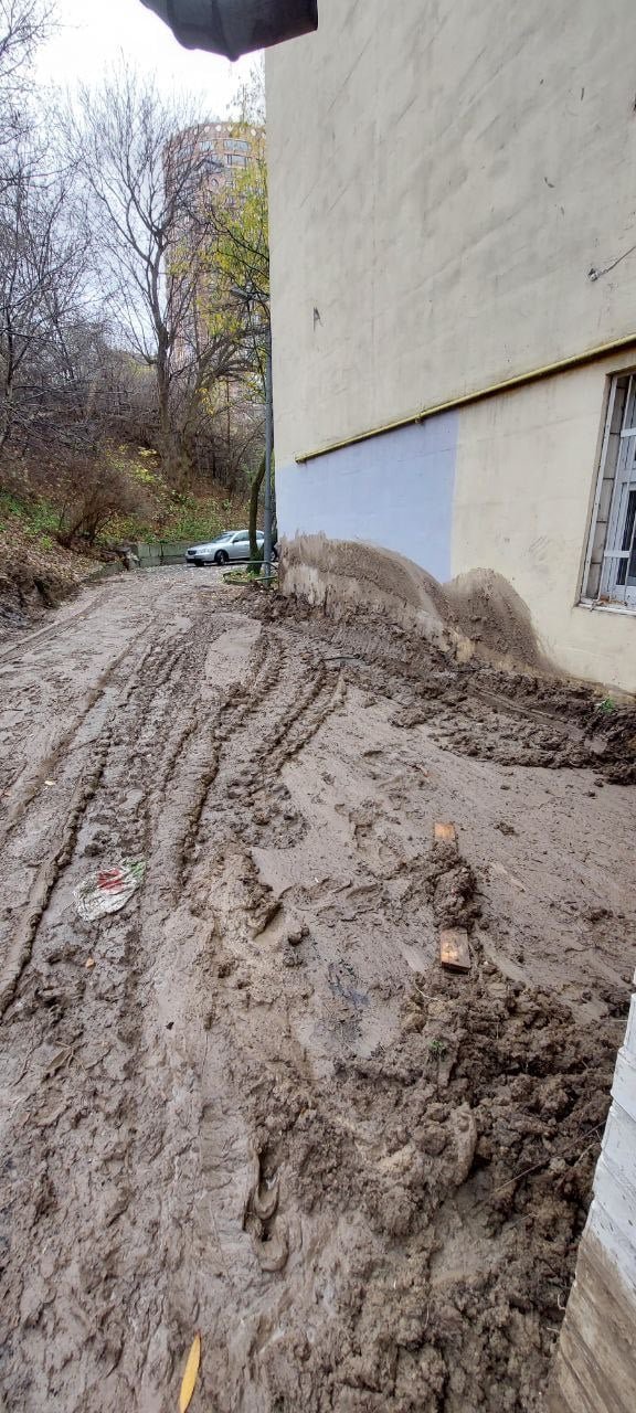 Зсув на Печерському узвозі