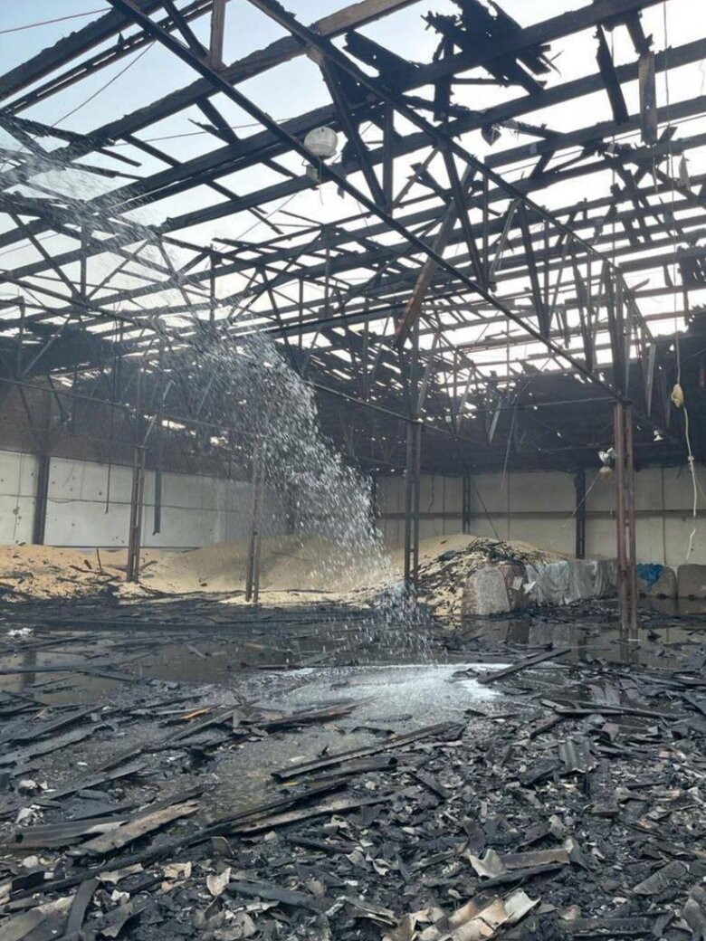 Оккупанты ночью атаковали гражданскую инфраструктуру Одесщины, без пострадавших 05