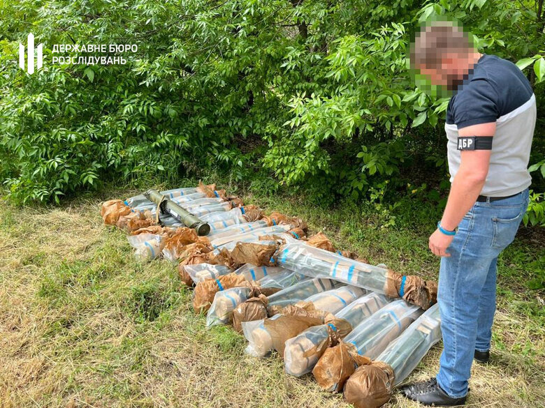 На Харківщині знайшли ще один схрон з російськими боєприпасами, - ДБР 02