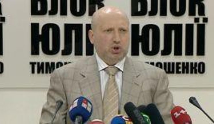 После победы мы отменим пенсионную реформу, увеличим минималку и ликвидируем налоговую милицию, - Турчинов