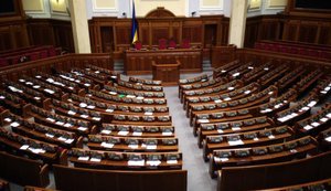 Годину запитань до Уряду скасували, але питання до МОН залишилися