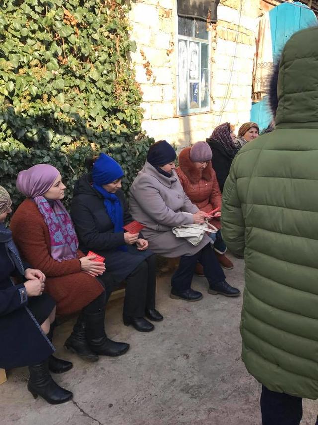 Crimea pays last tribute to Crimean Tatar liberation struggle veteran Vedzhie Kashka who died in Russian police operation 04