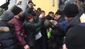 Зачем нужен штурм Октябрьского? Это бессмысленно и дискредитирует протест, - Найем