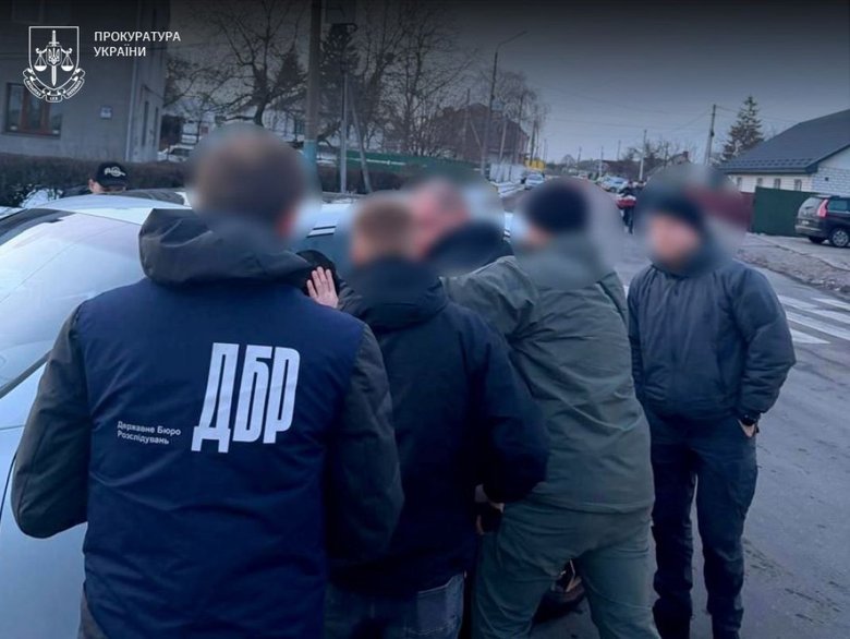 Викрито корупційні схеми, пов’язані з ухиленням від мобілізації