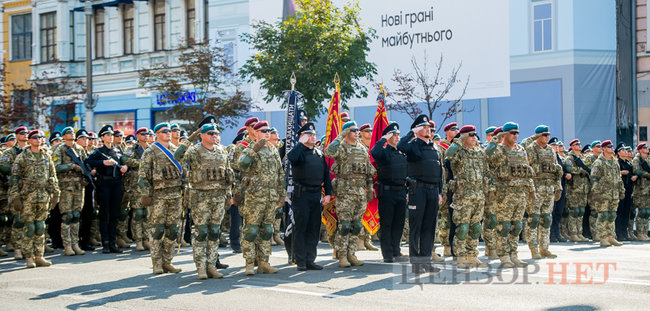 Репетиция военного парада 20 августа 03